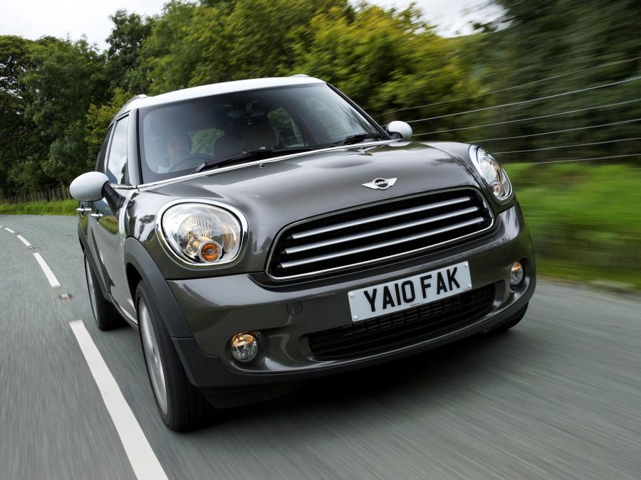  Mini Cooper Countryman D 2010 года  (UK) (фото 11 из 18)